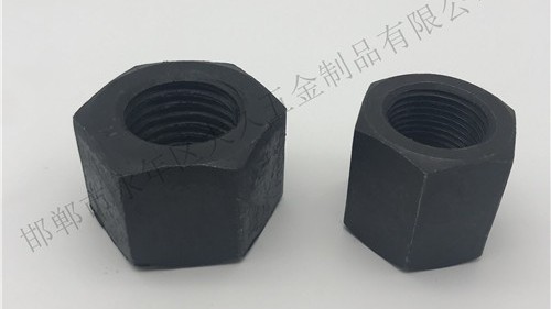 将机械设备紧密连接一起的零件是六角螺母